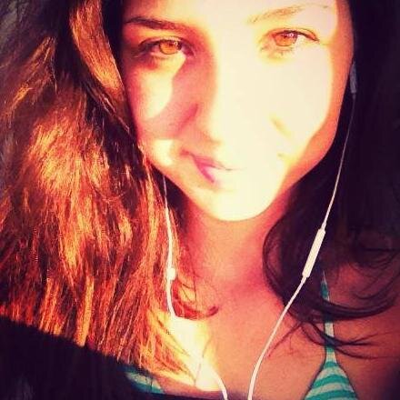 My dream is to be a MODEL                        I Love 5sos and 1D                                          follow me kik: linasundberg.97    snap:linabast97