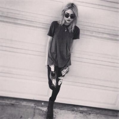 I love Frances Bean Cobain and Courtney Love .