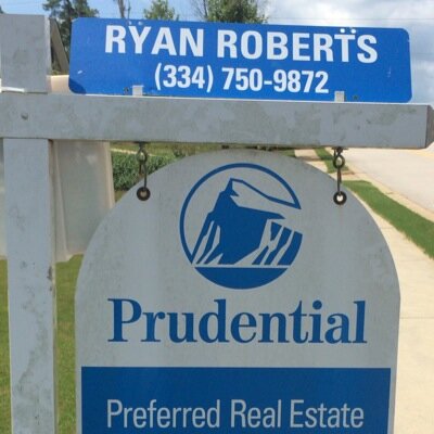 2013 Lee County Realtors Rookie Of The Year. Let me find your dream home in the loveliest village on the plains. #WDE #Auburn Alumni.