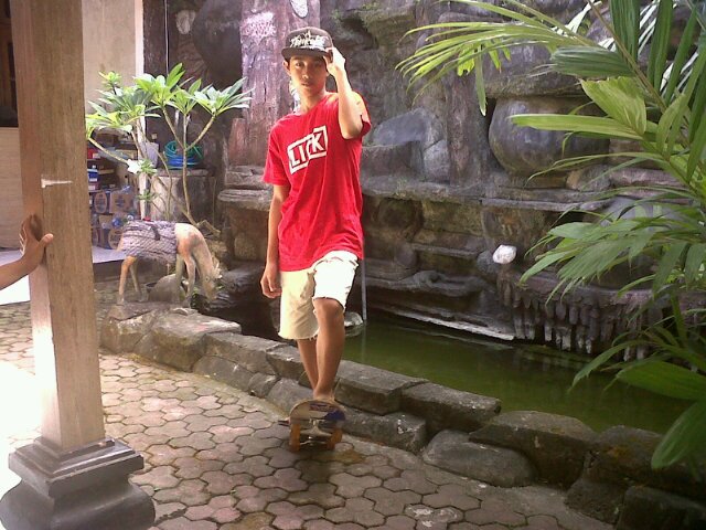 Angga_madenan's profile picture. Pin: 5381e299 , fb: angga dwi mahebdra