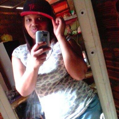 mylous_'s profile picture. Eu vou ser feliz sem,você vou voltar a viver pra mim♪♫