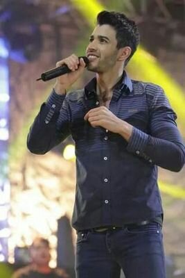 Apenas uma Gusttavete apaixonada pelo seu Ídolo 
Instagram : @glmyprince
Sigo Todos De volta ♡ FC Criado em 13.07.2014 ♡