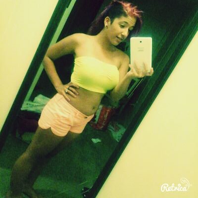 Competitive Dancer. Acrobat. Contortionist. Boricua. Lesbian. Bands. Music is life. 
K. Now follow me