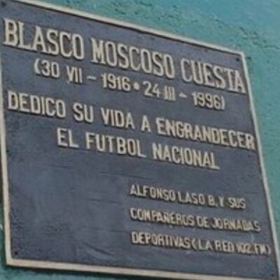 Arquitecto, hincha de la Tri y del Club Deportivo El Nacional!!!