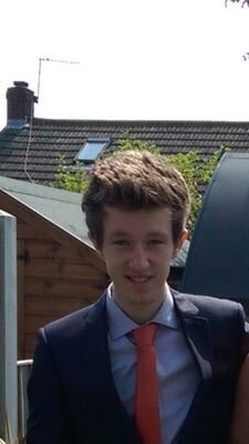 XboxOne:) I 16, England I Cod/Fifa I GT: Reminisce KB