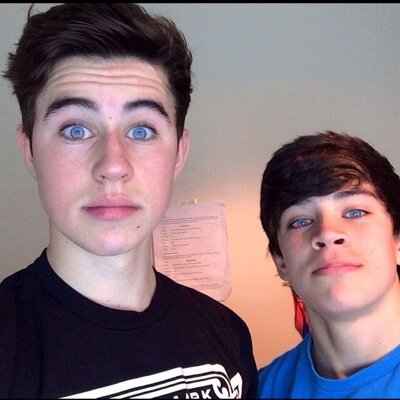 godsofgrier's profile picture. nash and hayes' eyes are brighter than my future
