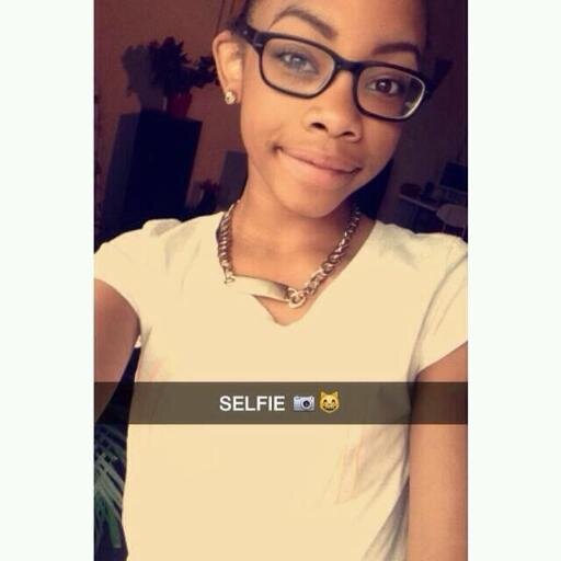 sheely__'s profile picture. Sheely | 3teen | zoetermeer | dominicaan | antilliaan ❤️