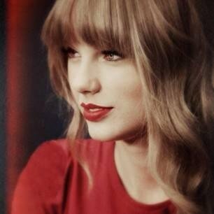 Taylor Alison Swift Finaly es todo.     {be fearless}