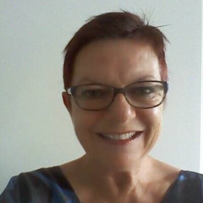 F1 fan, leerkracht geweest op https://t.co/Sxxx2Czz8c, geïnteresseerd in politiek