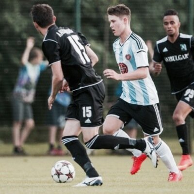 andyk_1975's profile picture. 1975 fan since day 1.