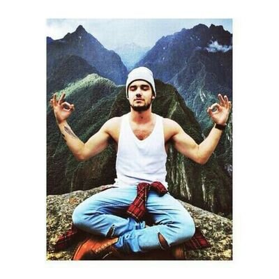 DONT FOLLOW ME , AND FOLLOW ME IN ► Sigueme en @LuciaNoodles_  • Follow back ► @LuciaNoodles_