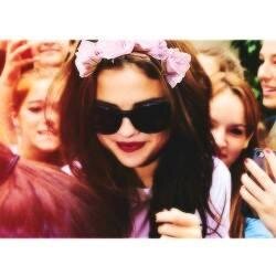 VC GANHOU FOLLOW GRATIS, RETRIBUI NO @xziamfeels ELA SEGUE TODO MUNDO DE VOLTA É SÓ AVISAR! OBRIGADA!