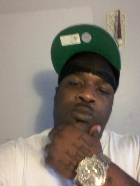 chi raq up comin rap artist ima bring the world this hot club n trap music live n direct from chi raq