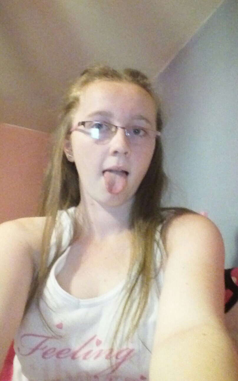 love me neices lily&jamie&olivia and me nephews callum&louie all the wrld and bk they r my wrld xxx