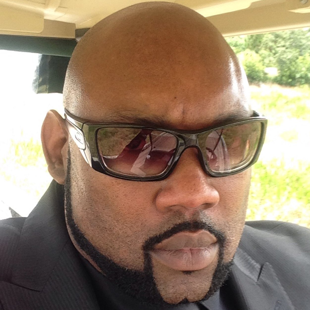 Willis Peguese Profile