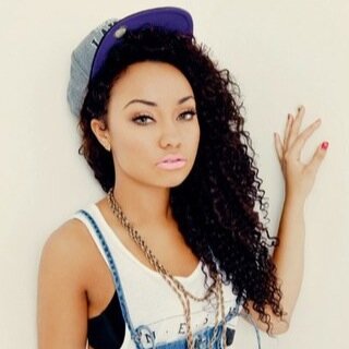 Leigh Anne ~ 22 ~ single ~ casa n* 12 ~ bagnina in spiaggia ~ Pezzy Pezz,Jade,Tulisa e Lana is my bestie ~ Ash is mine ~
