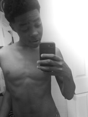 Imma Young Nigga Getting Too It , Youngest Nigga Inna Hood #Rise&Grind #Sleep&DontEat #Westlawn6-7