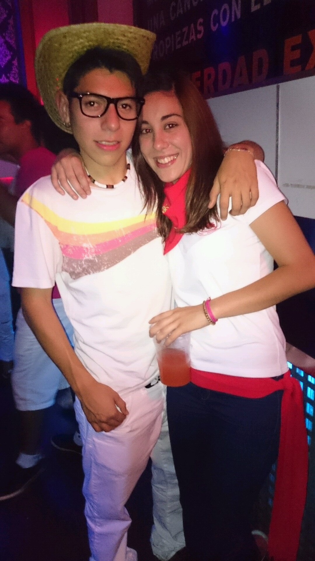 buena vida, vida buena es.. Disfrutando d los momentos a tope.. Orgulloso d la culpable d mi felicidad @nereadane #miVida