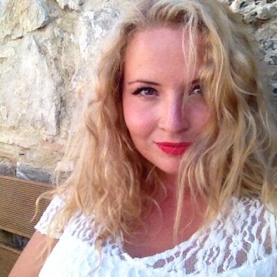 RoxyyWonderland's profile picture. https://t.co/jsV5wPDmpF blog mode, beauté, actu, viiiiie https://t.co/iALNCvwc7x