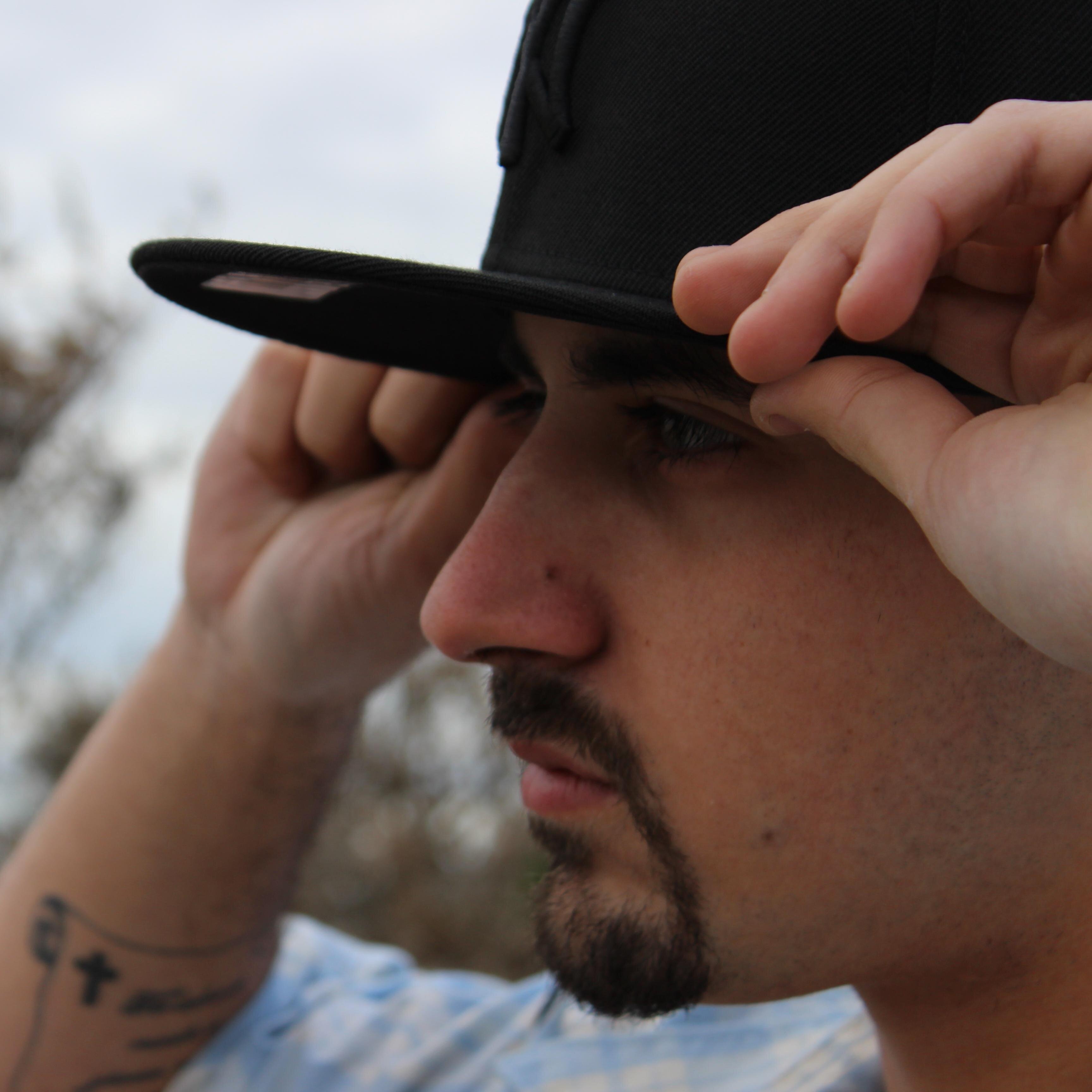 its B-reign if your following me you should already kno     http://t.co/S3ohVobWYA