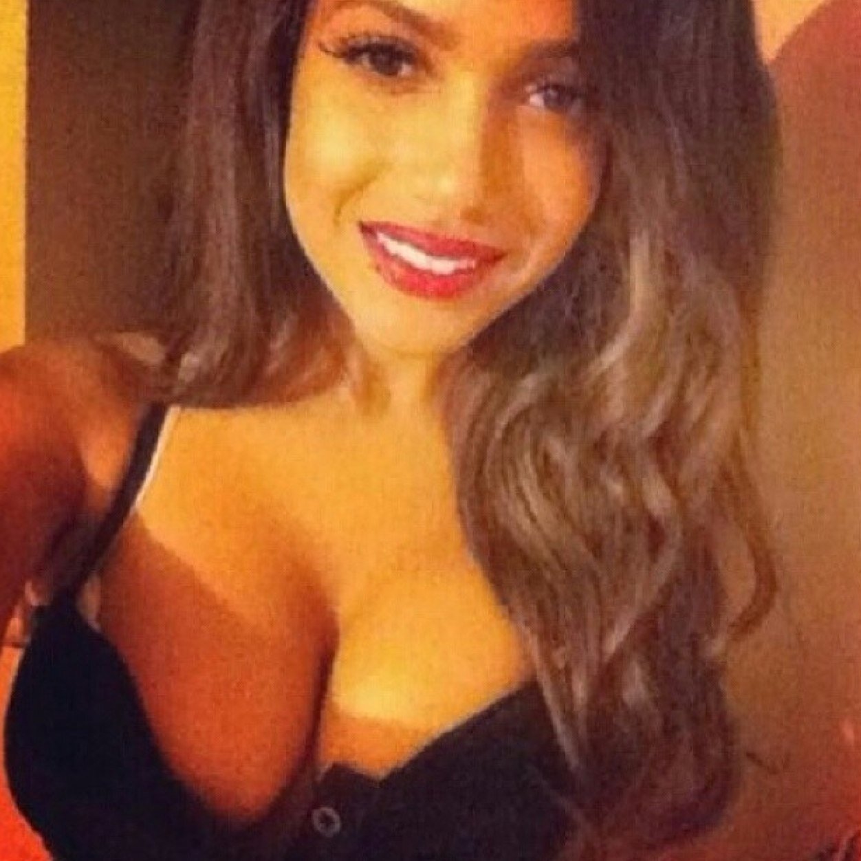 AshleyOrtiz94's profile picture. TX ✈JERSEY