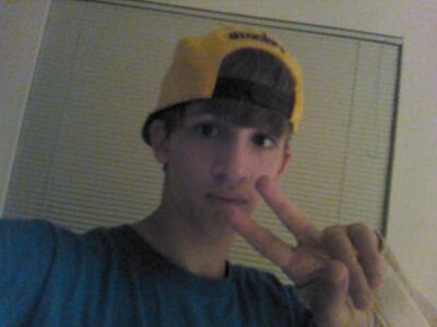 DoubleV00331122's profile picture. 