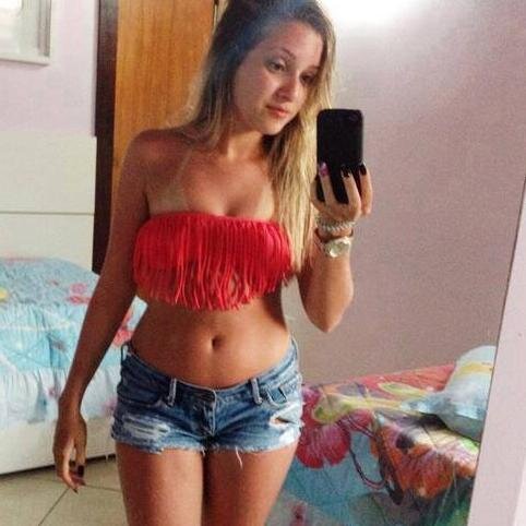 steff_lops's profile picture. 