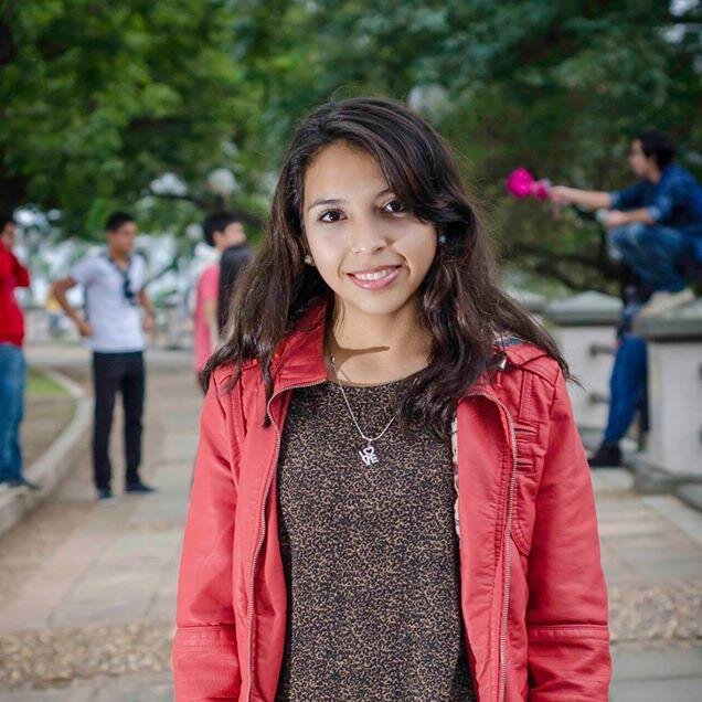 Olvida todas las razones por las que no funcionaria y cree en la única razón por la que si funcionaria. 

— Augustus Waters.