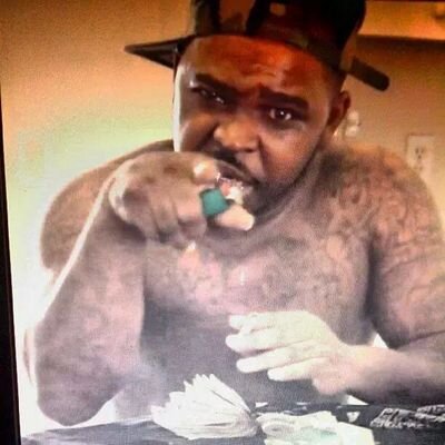 I feel like Pac on juice!  YouTube,ig@lilhotthedon,Soundclound@lilhotthedon,reverbnation@lilhotthedon for more info hotavelli@gmail.com