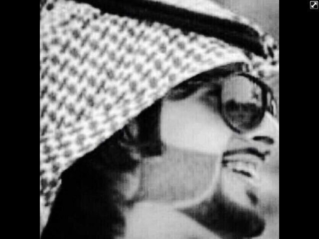 ‏ﻏلاآك ﻓي ﻗﻟﺑي .. ۆﻣﺳﮐﻧك ﻓآﻟﻋﯾن♡ ۆﻟۆ طآﻟت ﺂﻟﻣدﮬ ﻣﺣﻟك ﻣﺣﻟك♡ ﯾاﻟﯾت ﻣﺛﻟﮐك ﺑاﻟﺧلاﯾق ﻣلاﯾﯾـــــن♡ ﻟﮐن ﺣلات ﺎﻟﺷي ﻧادر ۊﺟ