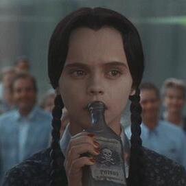 Rominoir's profile picture. Slash ♥ 
Las llantas en el suelo, las manos para el cielo.
💙💛💙