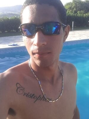 Sou daqueles que não enxerga impossibilidades para realizar meus sonhos, sei o quanto terei que batalhar para chegar no topo de uma conquista,
