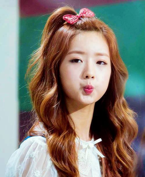 Apink's bomrillas- 93liners