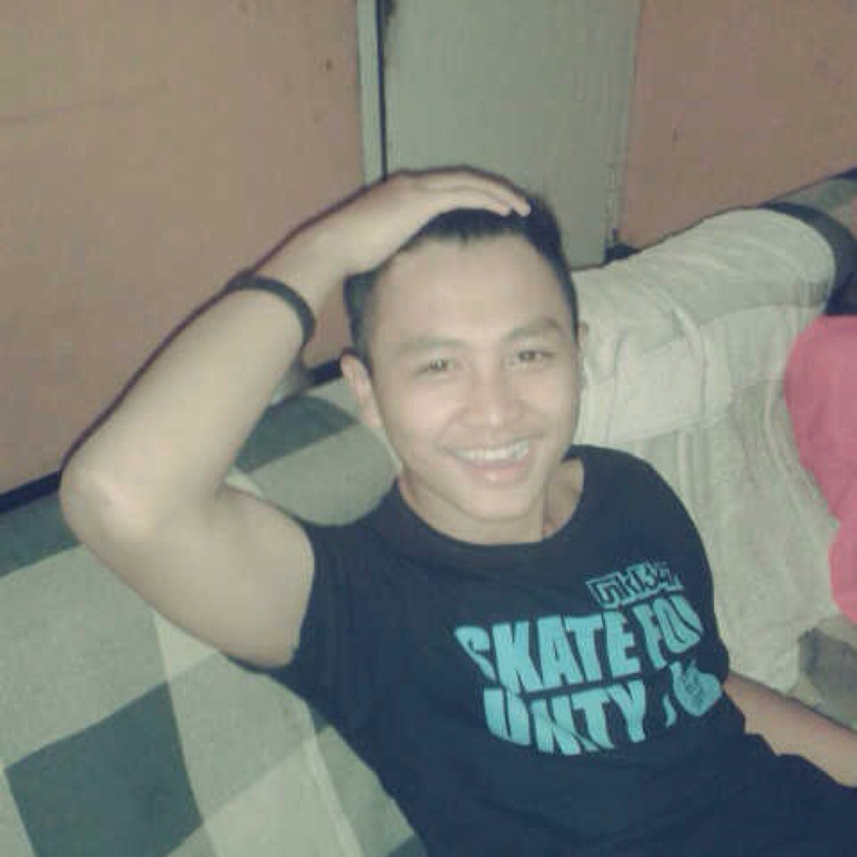 Lelaki Maret ! You're not alive unless you were livin it up and skating ♥