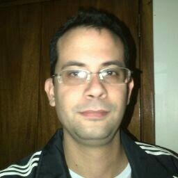 Software Developer. Futbol. Gamer. Melómano. Trotador. Rol Player. Católico. wannabe de Estoico.
