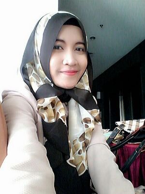 to take event with smile, i will try always :)) | pin :7651483 | insta : @arinda01 | riski arinda sih galagala akan selalu galagala :))