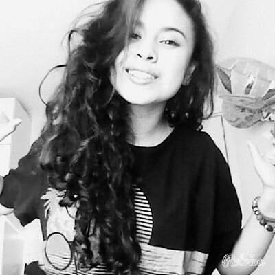 Biografia? Jajaja no, todavia ando en la carrera de la vida. Instagram: grrrabiela Snapchat: gabuu_rivera