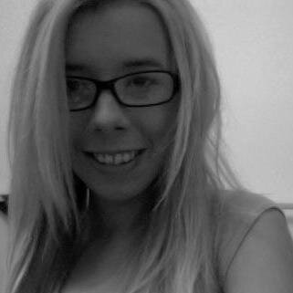 twenty something freelance web and graphic designer  I am the creative brains behind http://t.co/GzGSzzdzjq other titles include mom & amateur blogger