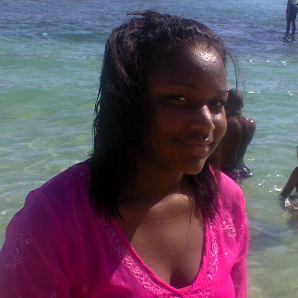 ^_^  I am a, fun person, good heart, and always humble  ♥