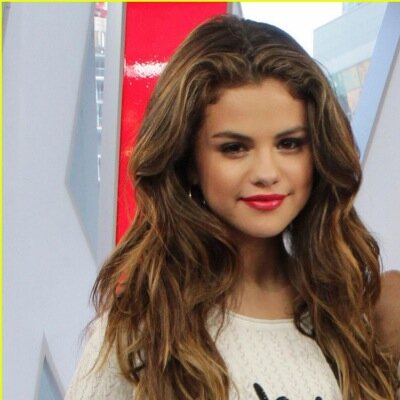 Stars dance (: