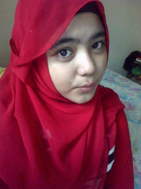 Ygg jlas berjenis kelamin wanita,women ^o^ salam persahabatan yaach,,,Indonesian,,,nice too meet yoUu^o^