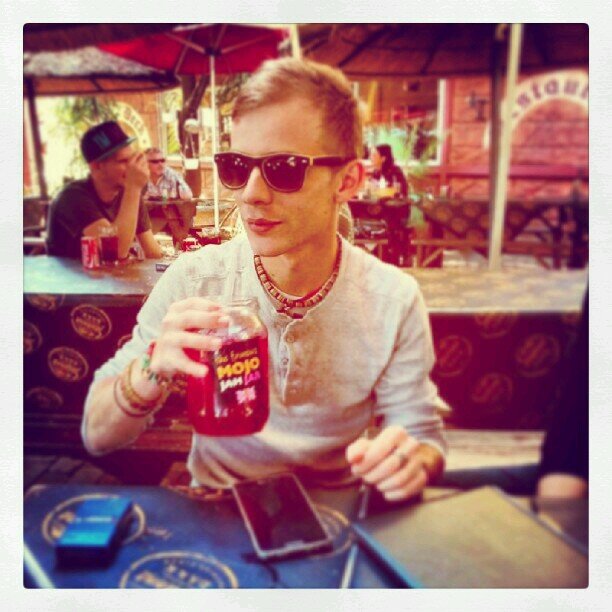 MaxAnoPanda's profile picture. I love meeting new people... Having said that, if you're reading this, you're validating my inherent mistrust of strangers...