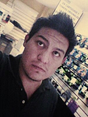 Amante de la musica y de las artes, alumno de todo maestro de nada, GAMER de corazón y rockero de nacimiento!