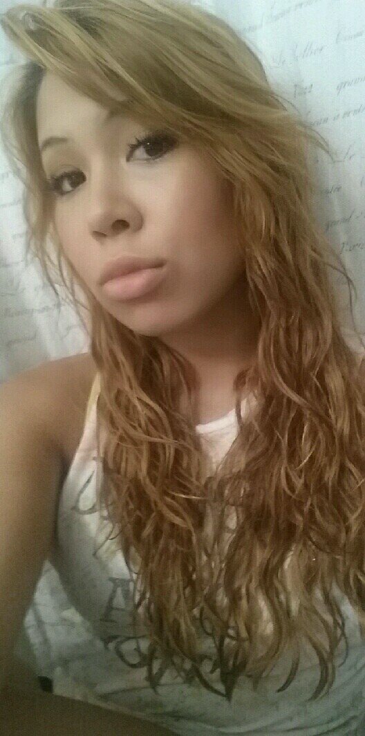 Still young, and enjoying it. ✌ Puertorra para siempre. I tweet what's on my mind. ✋ 6.15.14♡ Instagram: mamita_boricua1