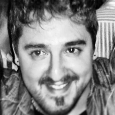 Mientras vos lees esta estupidez yo te robo el auto ;-)