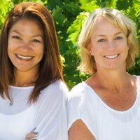 Holly and Summer (@reteammates) 's Twitter Profile Photo
