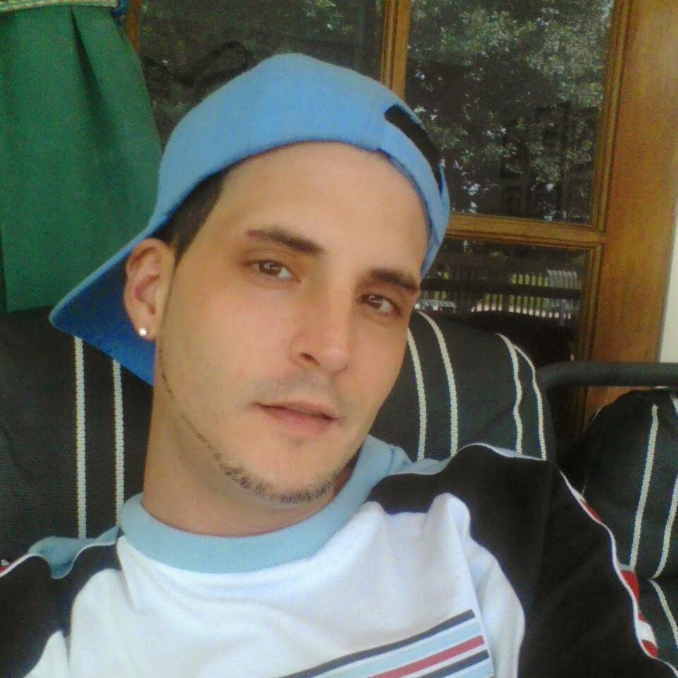 Mr88keyzMike's profile picture. http://t.co/7vIUku0Woi Michael Greenland