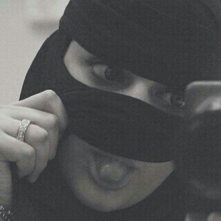 he_700's profile picture. اكذب عليك اذا قلت ماحسيت بالوحده من دونك وكرهت كل الوقت اللي يمر علي وماحنيت لاشياء عشتها انا معك