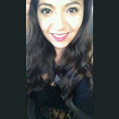 ShanaeDanielle's profile picture. 