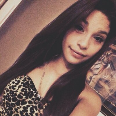 Morena_Bossette's profile picture. Texas made & raised.! One Love  Two Deep  Cars Nails Money the motivation  If yu aint with it move round ✌️